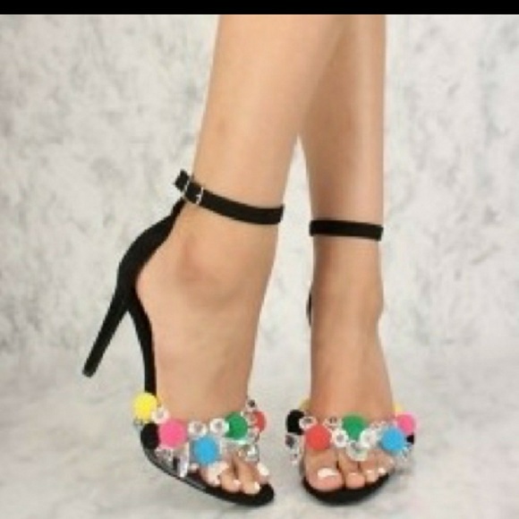 Cape Robbin Shoes - NIB Cape Robbin "Fiesta" Ankle Strap Heels